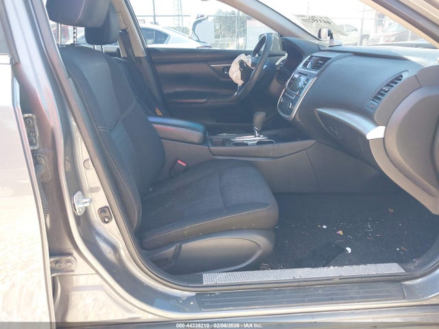 1N4AL3AP0HN363766 Nissan Altima 2.5 S