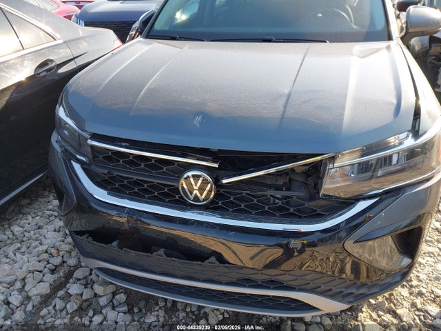 3VVSX7B24PM321320 Volkswagen Taos 1.5t Se