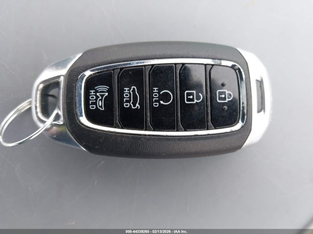 KMHLS4AG8PU521105 Hyundai ELANTRA SEL