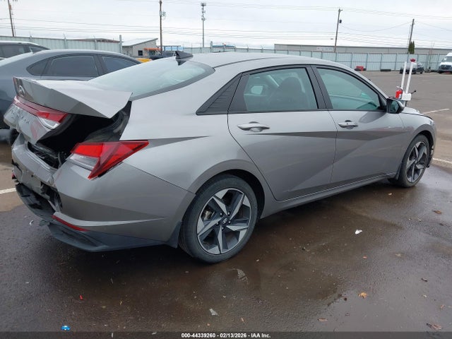 KMHLS4AG8PU521105 Hyundai ELANTRA SEL