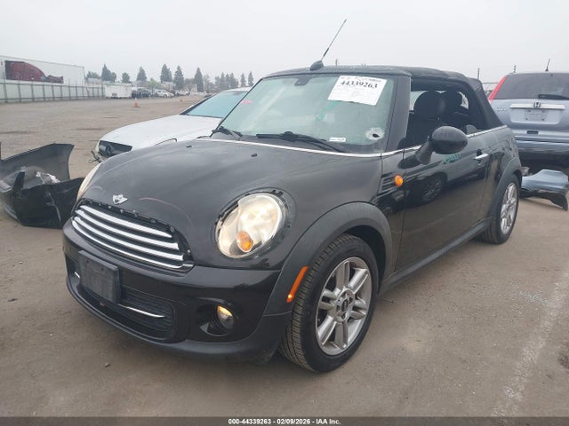 2015 MINI CONVERTIBLE WMWZN3C51FT266780 Photo 1
