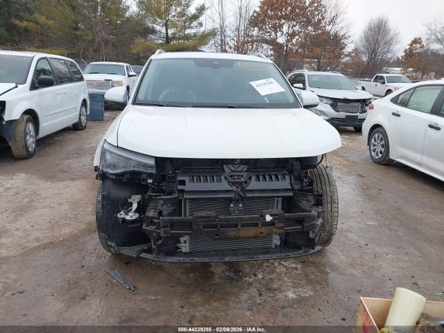 2025 Volkswagen Taos 1.5t Se მანქანა იყიდება აუქციონზე, vin: 3VVVC7B26SM008416, აუქციონის ნომერი: 44339285