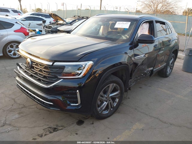 Продаж на аукціоні авто 2024 Volkswagen Atlas Cross Sport 2.0t Sel R-line, vin: 1V2AE2CAXRC230564, номер лоту: 44339307