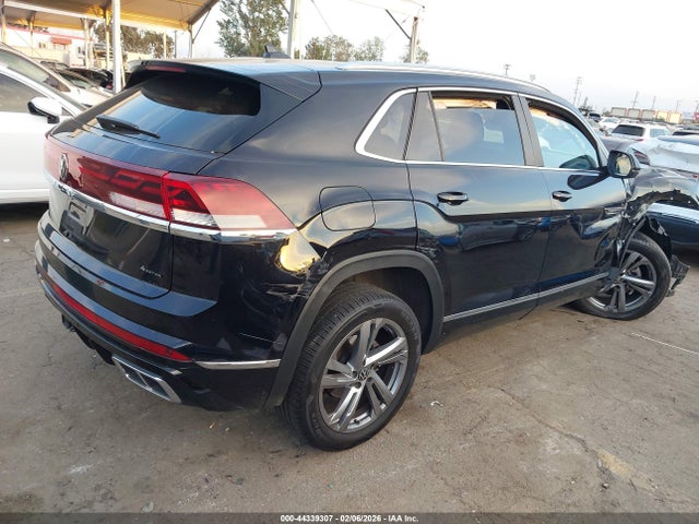 Продаж на аукціоні авто 2024 Volkswagen Atlas Cross Sport 2.0t Sel R-line, vin: 1V2AE2CAXRC230564, номер лоту: 44339307