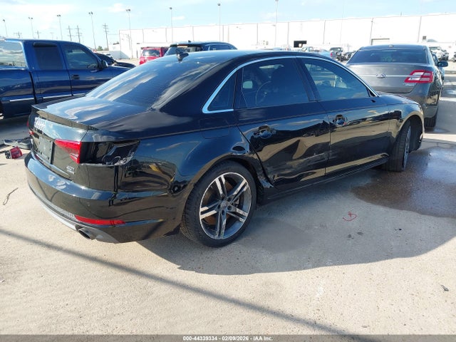 WAUFNAF41HN050672 Audi A4 2.0t Premium