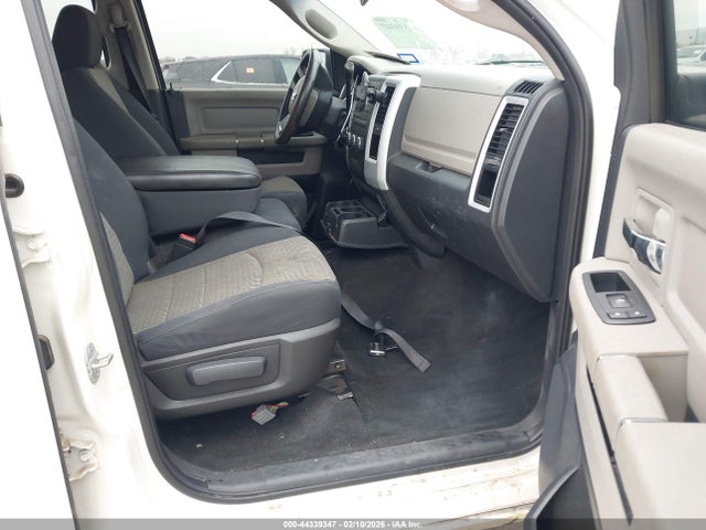 2009 DODGE RAM 1500 1D3HV13T99S774742 Photo 4