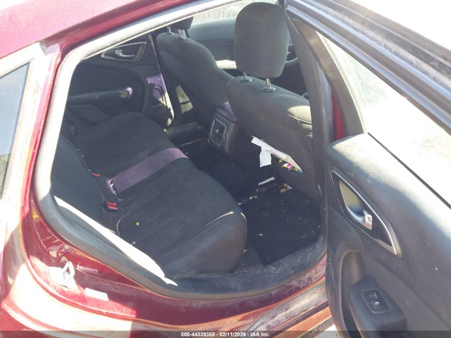 44339355 :رقم المزاد ، 1C3CCCAB6FN711076 vin ، 2015 Chrysler 200 Limited مزاد بيع