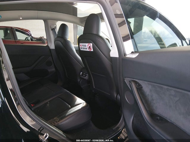 2025 TESLA MODEL Y 7SAYGDED5SF317278 Photo 7