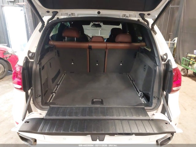 44339384 :رقم المزاد ، 5UXKR0C55F0P11514 vin ، 2015 Bmw X5 Xdrive35i مزاد بيع