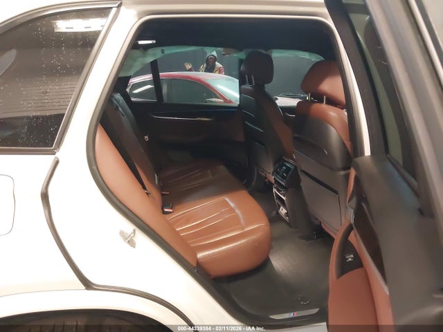 44339384 :رقم المزاد ، 5UXKR0C55F0P11514 vin ، 2015 Bmw X5 Xdrive35i مزاد بيع
