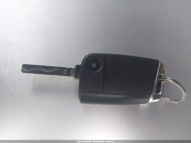 3VV3B7AX8MM081104 Volkswagen Tiguan