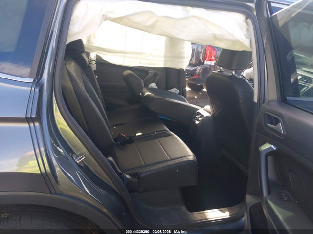 3VV3B7AX8MM081104 Volkswagen Tiguan