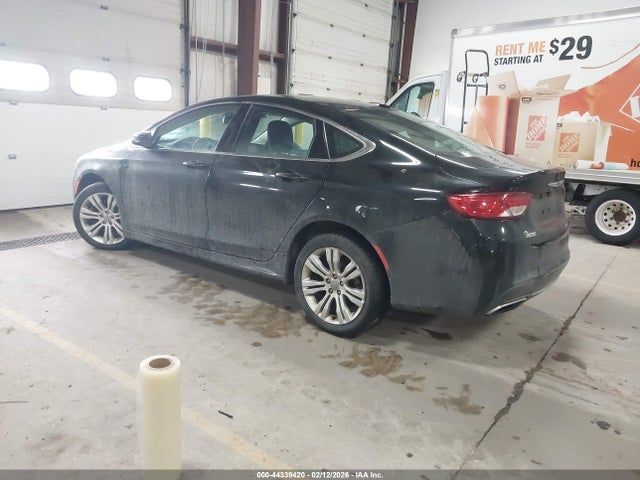 44339420 :رقم المزاد ، 1C3CCCAG3FN524115 vin ، 2015 Chrysler 200 Limited مزاد بيع