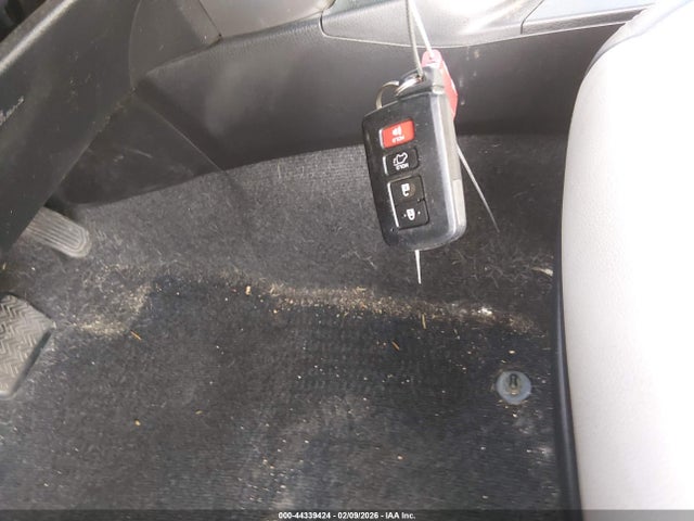 JTMDJREV4GD039555 Toyota Rav4 Hybrid Limited