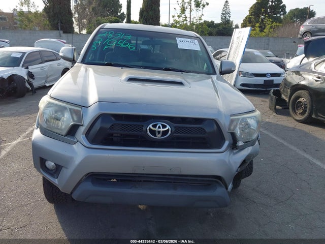 3TMKU4HN0FM043103 Toyota Tacoma Prerunner V6