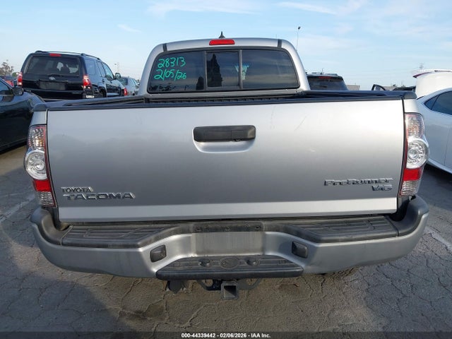 3TMKU4HN0FM043103 Toyota Tacoma Prerunner V6