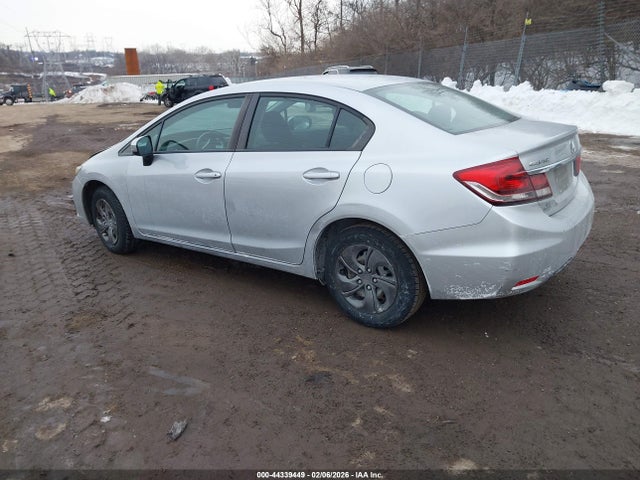 19XFB2F58FE277515 Honda Civic Lx