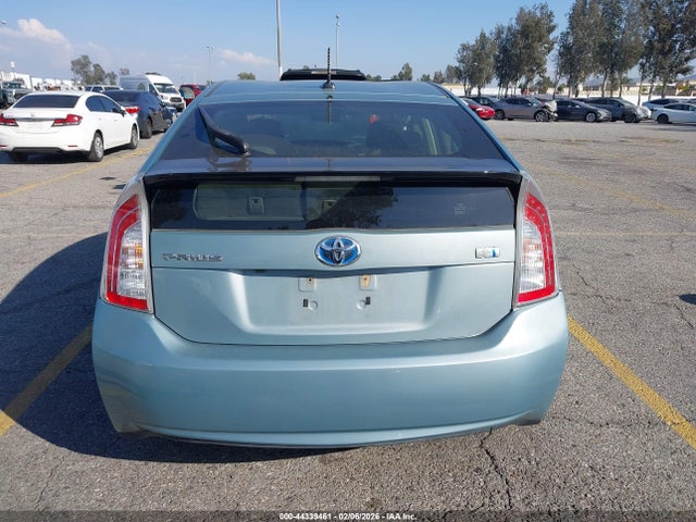 Toyota Prius Three 2015 JTDKN3DU9F1909057 Image 16