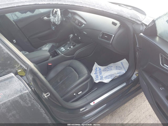 2016 AUDI A7 WAUWGAFC0GN107511 Photo 4