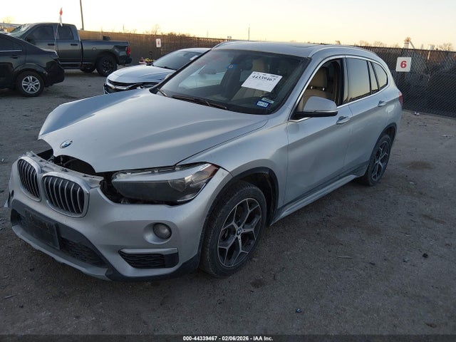 2018 BMW X1 WBXHT3C34J5L34105 Photo 1