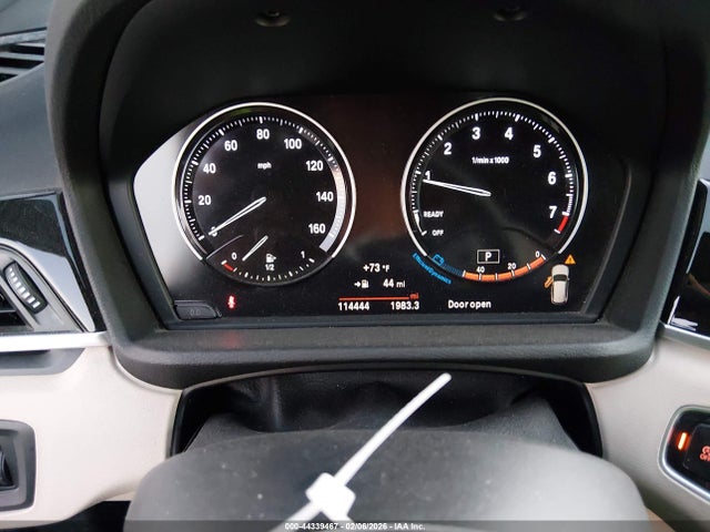 2018 BMW X1 WBXHT3C34J5L34105 Photo 6