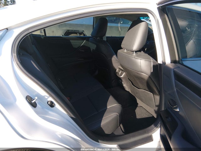 Lexus ES 250 2023 58AD11D14PU010707 Image 8