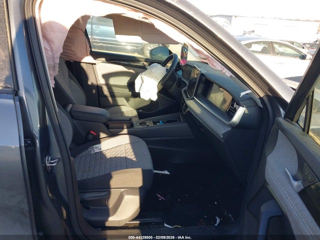 3VVCR7RM0SM056233 Volkswagen Tiguan 2.0t S