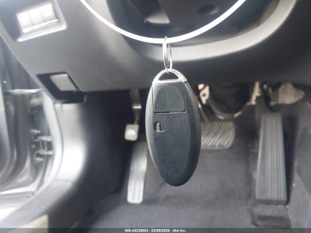 2014 Infiniti Q50 Premium მანქანა იყიდება აუქციონზე, vin: JN1BV7AP2EM686995, აუქციონის ნომერი: 44339503
