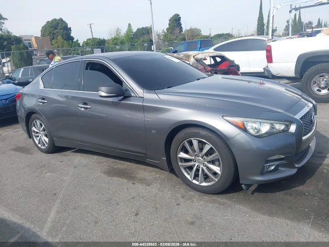 2014 Infiniti Q50 Premium მანქანა იყიდება აუქციონზე, vin: JN1BV7AP2EM686995, აუქციონის ნომერი: 44339503