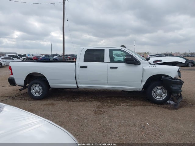 44339515 :رقم المزاد ، 3C6UR4HJ1RG215821 vin ، 2024 Ram 2500 Tradesman  4x2 8' Box مزاد بيع