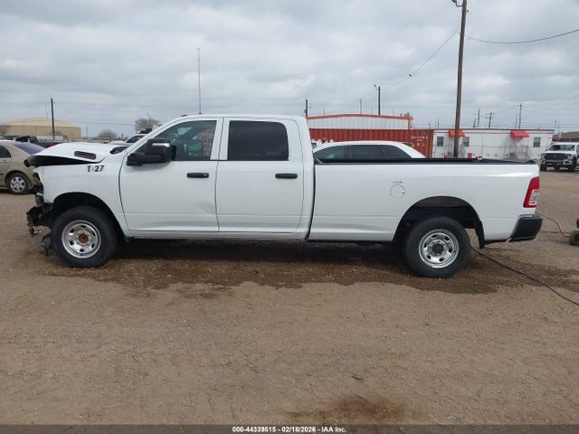 44339515 :رقم المزاد ، 3C6UR4HJ1RG215821 vin ، 2024 Ram 2500 Tradesman  4x2 8' Box مزاد بيع