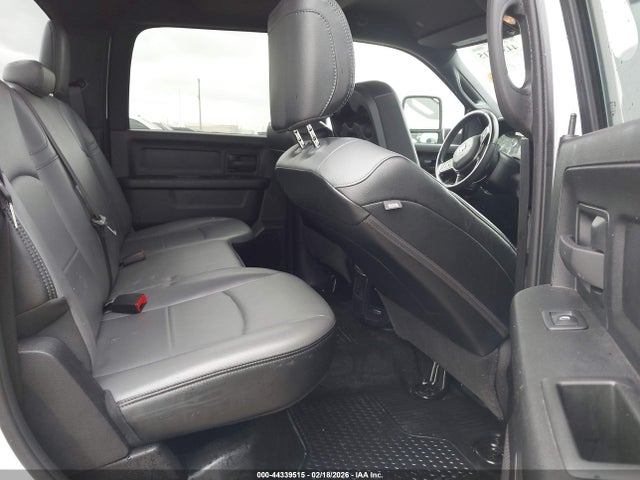 44339515 :رقم المزاد ، 3C6UR4HJ1RG215821 vin ، 2024 Ram 2500 Tradesman  4x2 8' Box مزاد بيع