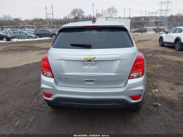 Chevrolet TRAX LS 2018 KL7CJNSB5JB625017 Image 17