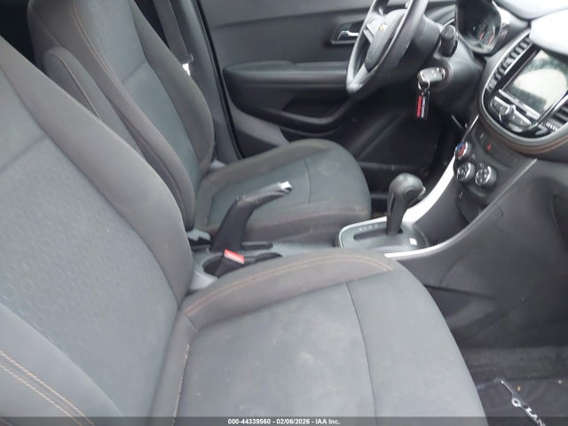 Chevrolet TRAX LS 2018 KL7CJNSB5JB625017 Image 5