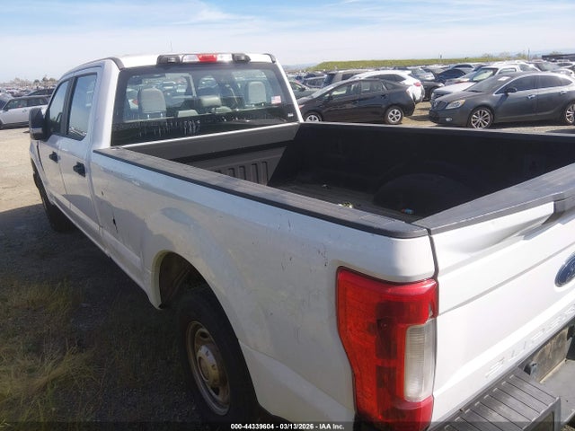 Ford F-250 Xl 2018 1FT7W2A65JEB98235 Image 3