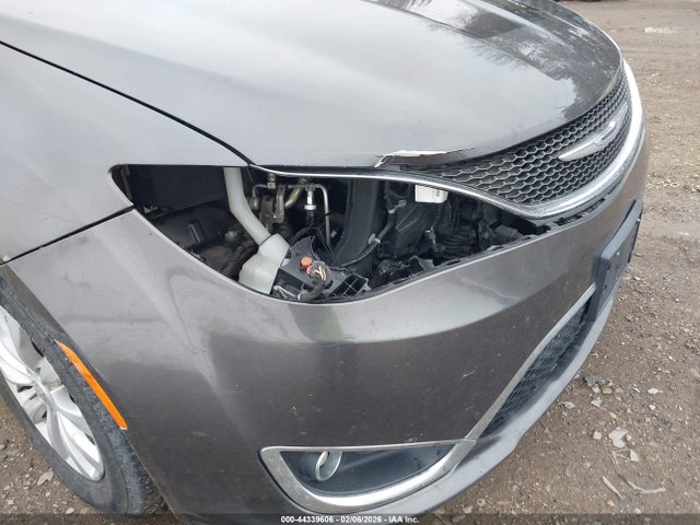 Aukcja sprzedaży 2017 Chrysler Pacifica Touring-l, vin: 2C4RC1BG0HR795812, numer aukcji: 44339606