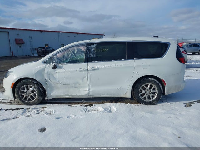 Продаж на аукціоні авто 2023 Chrysler Voyager Lx, vin: 2C4RC1CG3PR574802, номер лоту: 44339609