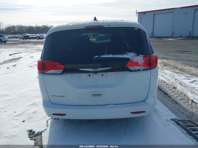 Продаж на аукціоні авто 2023 Chrysler Voyager Lx, vin: 2C4RC1CG3PR574802, номер лоту: 44339609