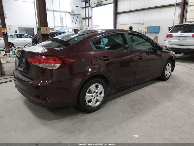 KIA FORTE LX 2017 3KPFL4A72HE127422 Image 4