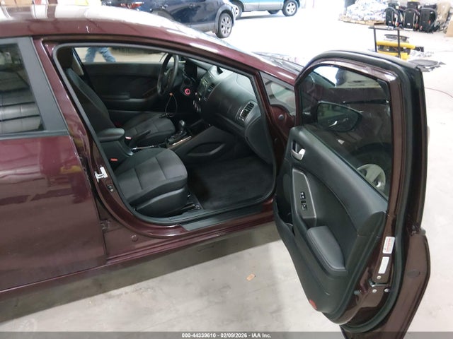 KIA FORTE LX 2017 3KPFL4A72HE127422 Image 5