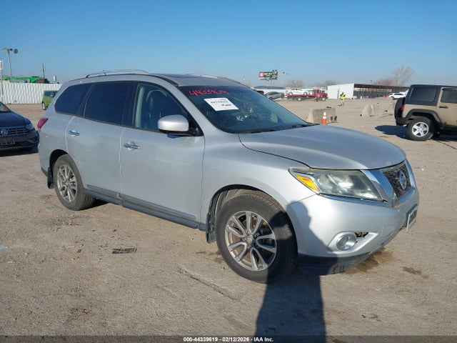 44339619 :رقم المزاد ، 5N1AR2MM9FC666263 vin ، 2015 Nissan Pathfinder Sl مزاد بيع