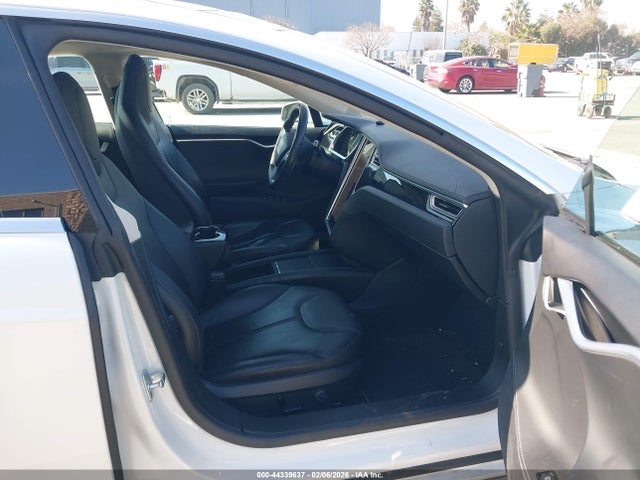 2014 TESLA MODEL S 5YJSA1H17EFP31719 Photo 4