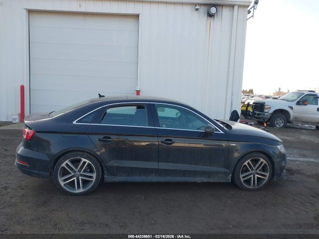 Aukcja sprzedaży 2018 Audi A3 2.0t Premium/2.0t Tech Premium, vin: WAUGUGFF0J1032513, numer aukcji: 44339651