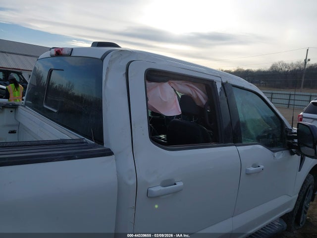 Ford F-150 Lariat 2023 1FTFW1E85PFA17560 Image 21