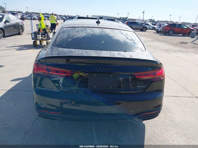 Aukcja sprzedaży 2023 Audi A5 Sportback Premium Plus 45 Tfsi S Line Quattro S Tronic, vin: WAUFACF52PA028959, numer aukcji: 44339669