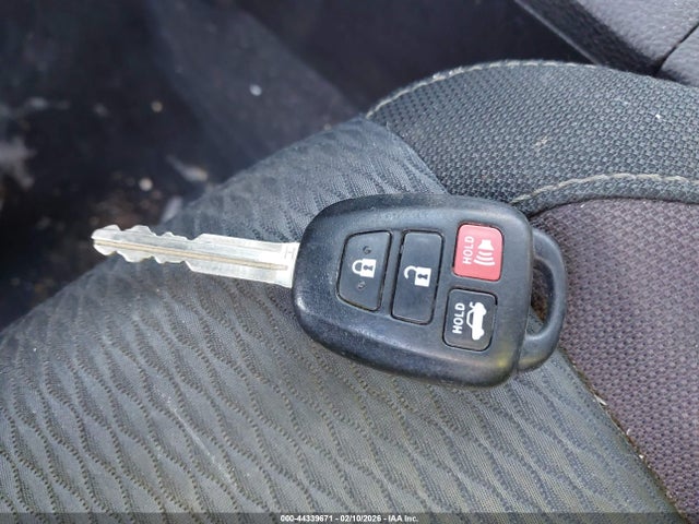 Toyota COROLLA LE 2018 5YFBURHE5JP818803 Image 11