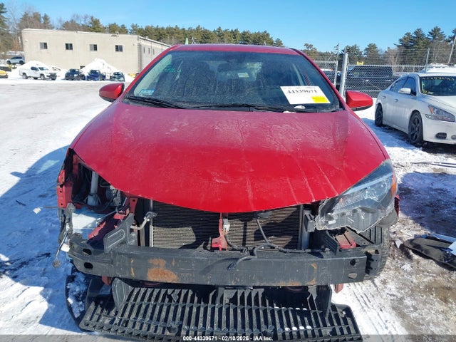 Toyota COROLLA LE 2018 5YFBURHE5JP818803 Image 13