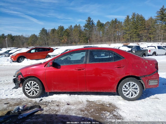 Toyota COROLLA LE 2018 5YFBURHE5JP818803 Image 15