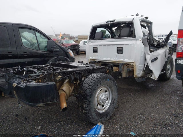 3C6MR5AJ3MG572247 RAM 2500 Tradesman 4x4 8&#039; Box