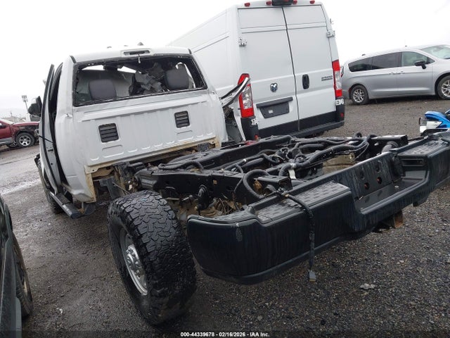 3C6MR5AJ3MG572247 RAM 2500 Tradesman 4x4 8&#039; Box
